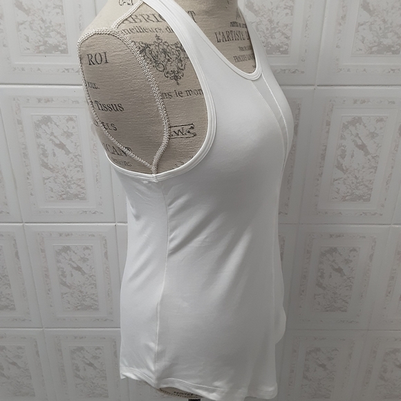 Zyia EffortlessvTank - white - Picture 2 of 3